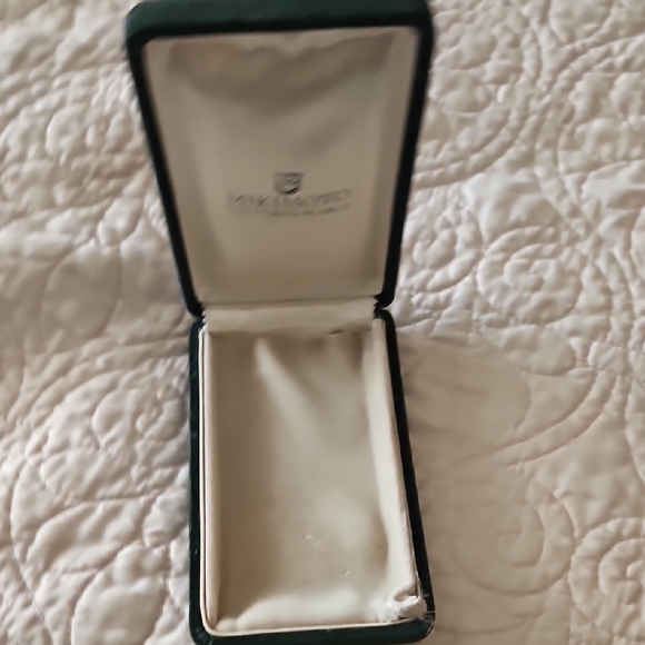 Mikimoto Silver Necklace with White Pearls - Picture 7 of 12